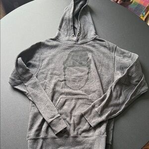 Men's Gray Pullover Hoodie with Tonal Graphic